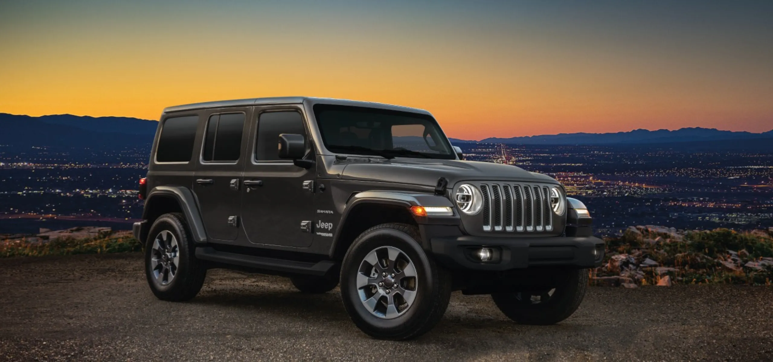 _car-city-cayman-jeep-wrangler-3