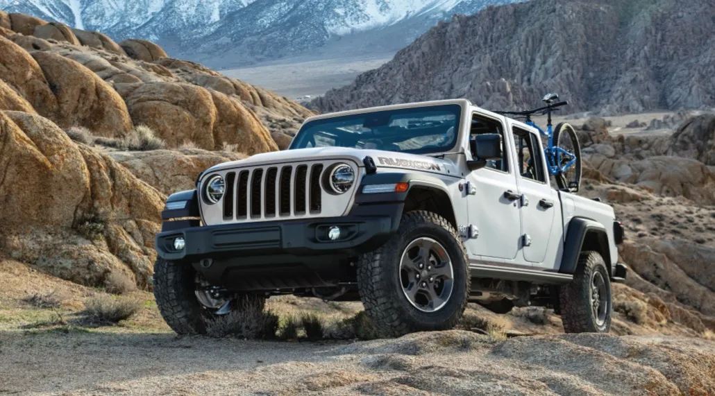 car-city-cayman-jeep-gladiator-2