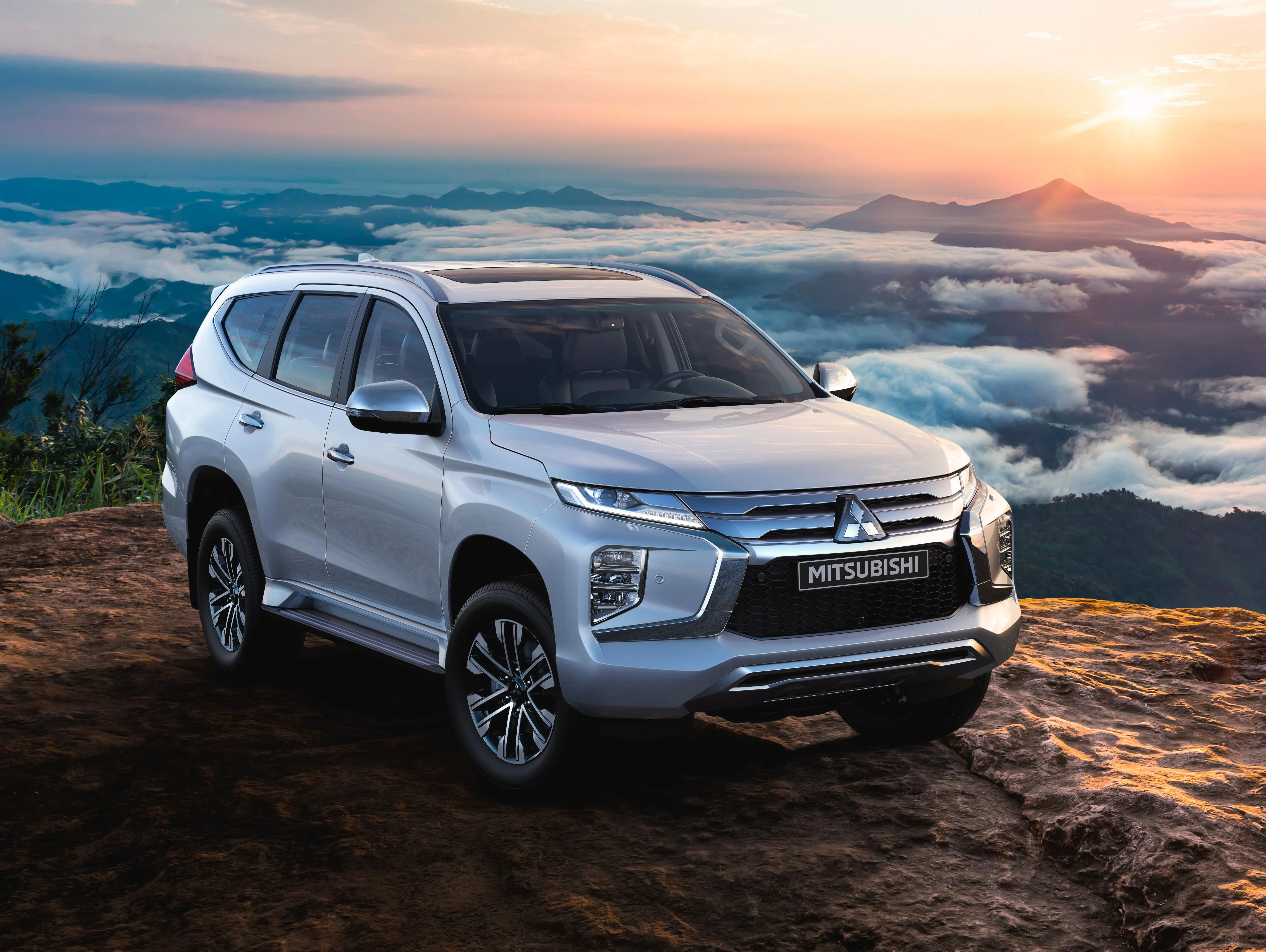 23MY_PS_LHD_MV_Styling_P3_4_proxy_Mitsubishi