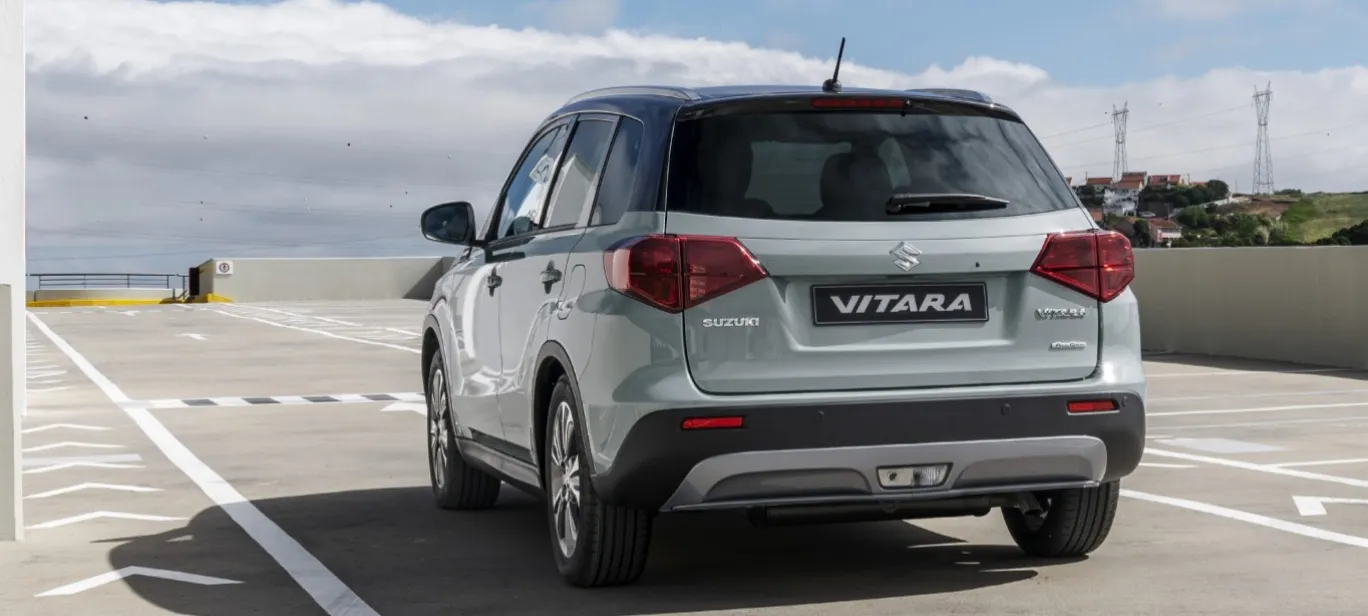 car-city-cayman-suzuki-vitara4